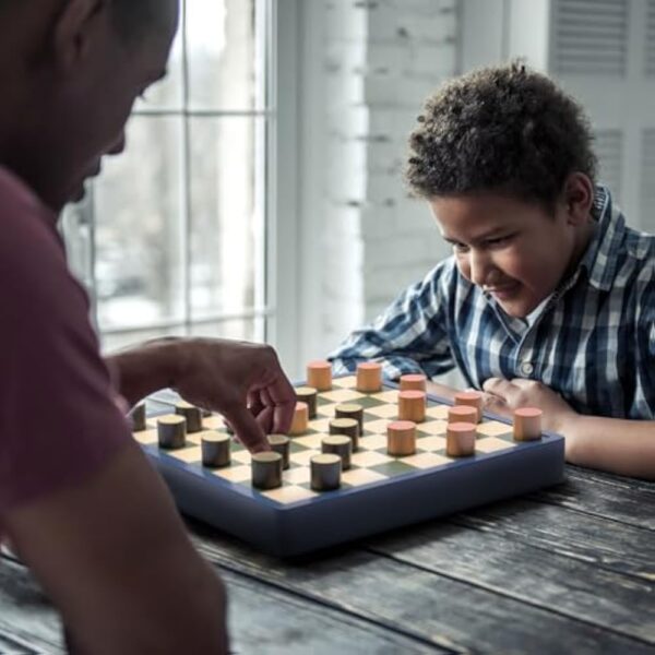 YMI 2-in-1 “Flip & Play” Chess and Checkers/Draughts Set - Classic Wooden Board Game, 11.8 Inches - Image 5