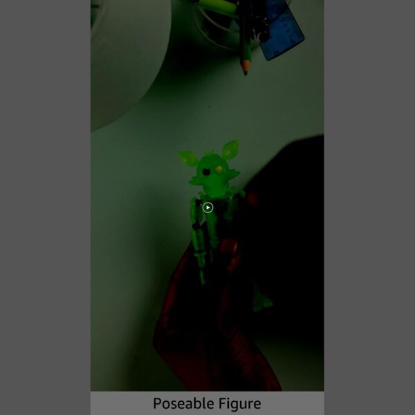 Funko Pop! Action Figure: Five Nights at Freddy's - Radioactive Foxy (Glow in The Dark) - Image 7